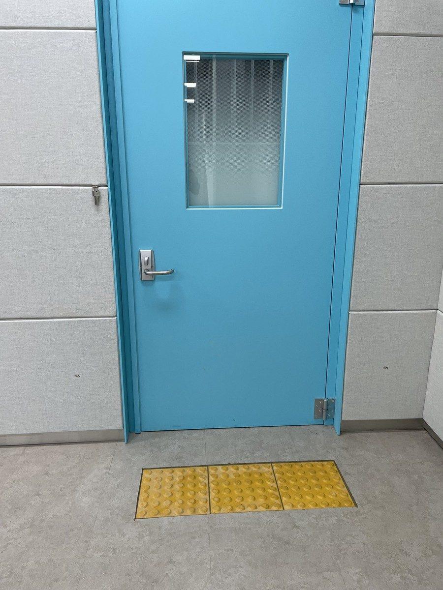 출입문 걸림 확인